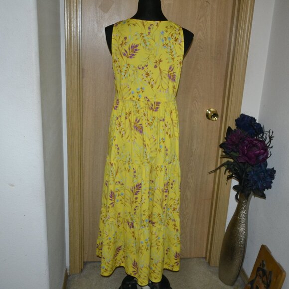 NWT C Wonder Christian Siriano Floral Yellow Summer Vacation Dress - Picture 5 of 12